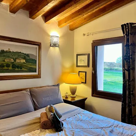 Casale Collecchio Apartment *